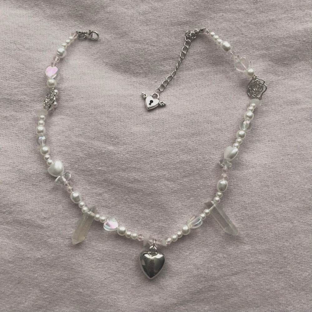 ~ crystal eyes necklace ~